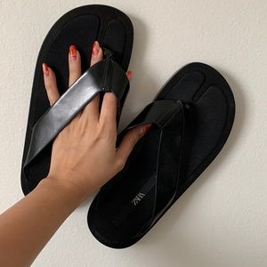 COPY - Zara Flip Flops - Size 5
